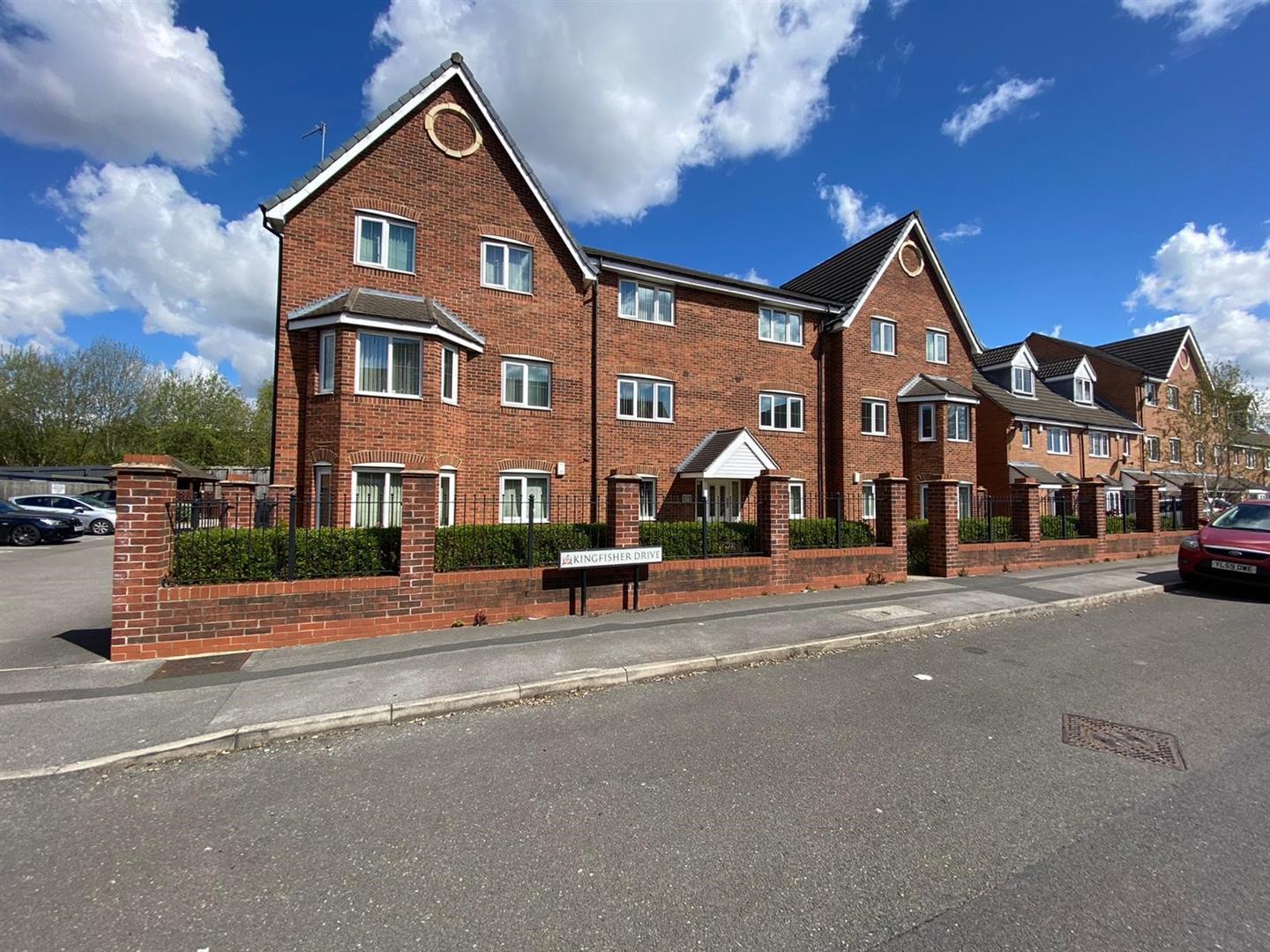 2 Bed Block Of Flats For Sale - Main Image